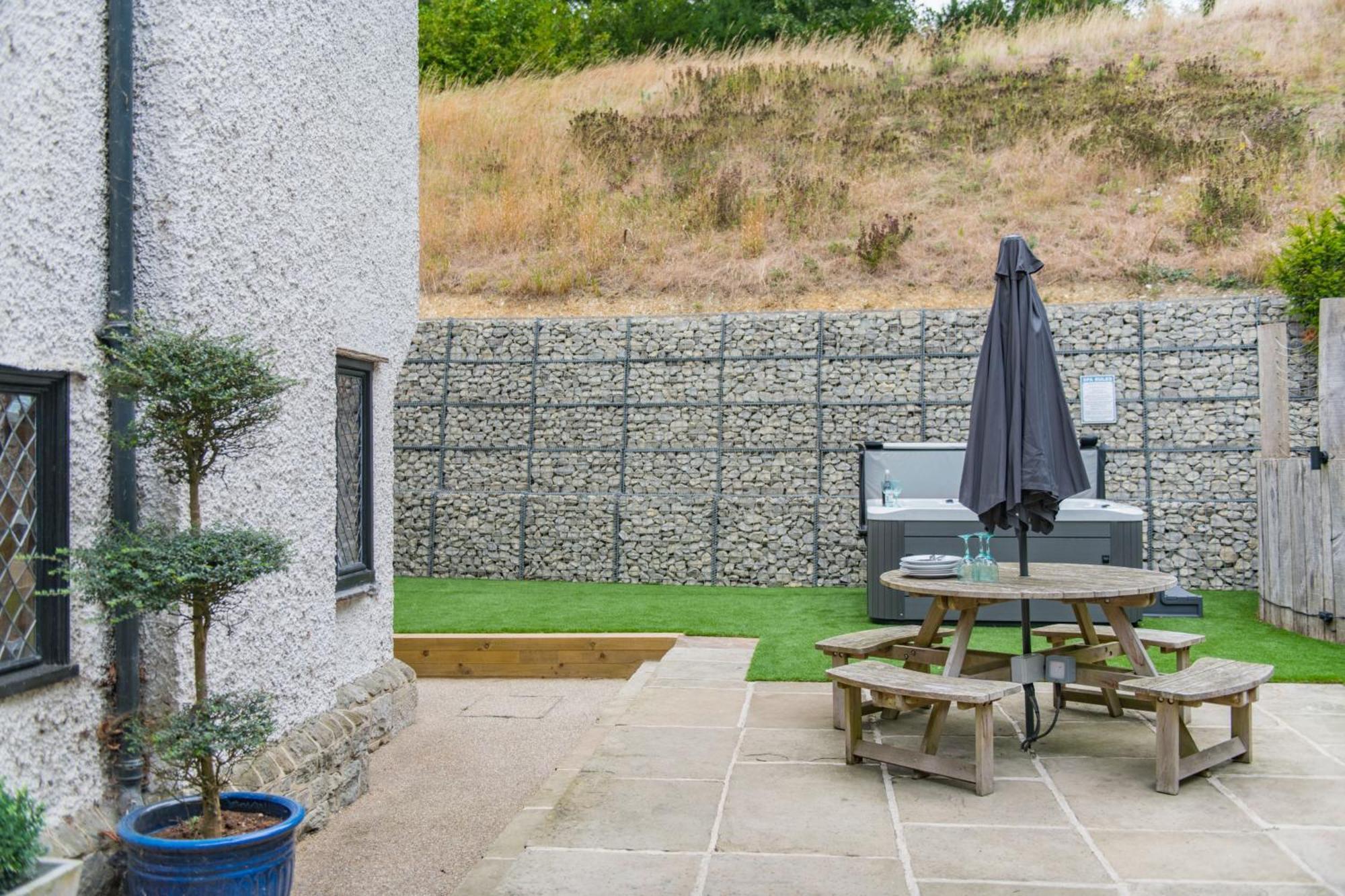 Hockley House By Bloom Stays Фолкстон Екстериор снимка